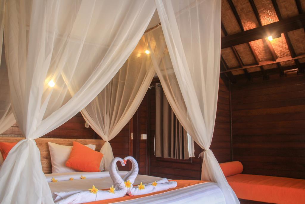 Dinatah Lembongan Villas Room photo